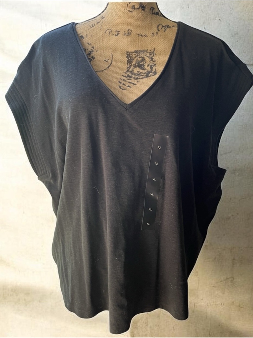 Banana Republic Women's Black Sleeveless V-Neck Top Xl New boxy women tee